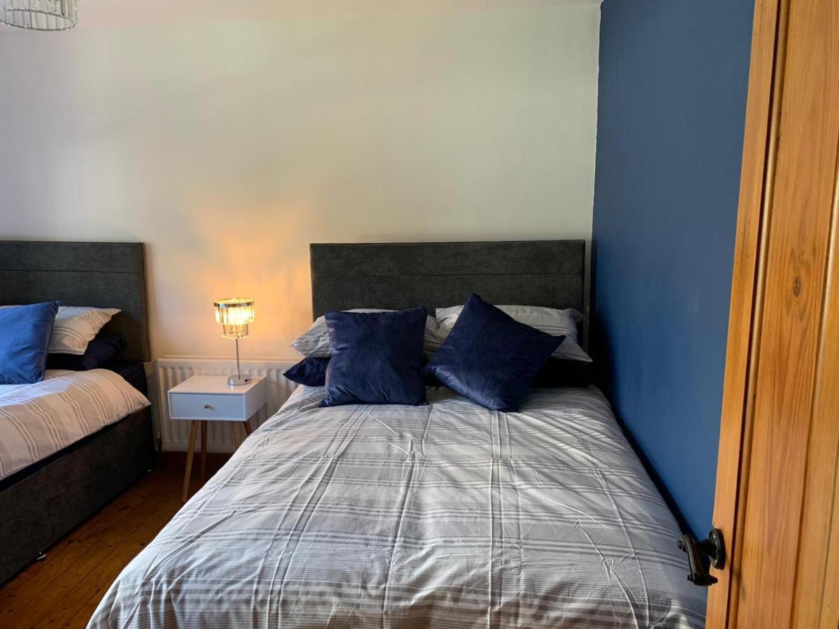 Holiday Home In Ballycastle - Fainne Na Cairde Kültér fotó