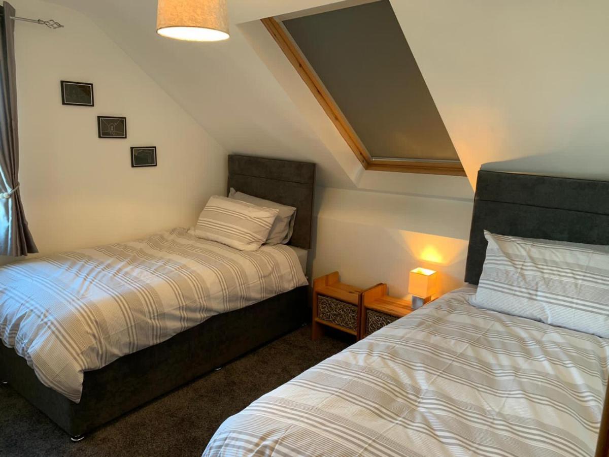 Holiday Home In Ballycastle - Fainne Na Cairde Kültér fotó