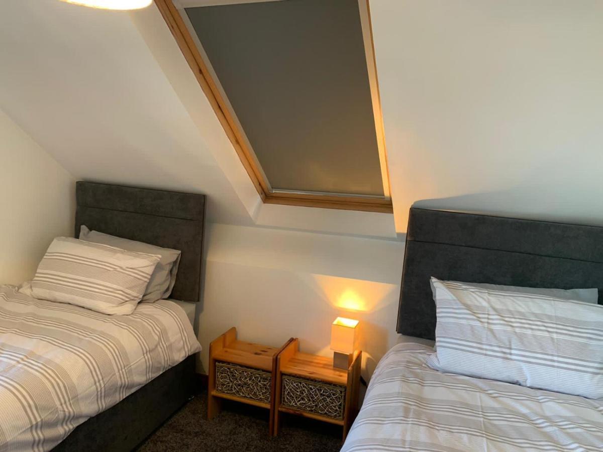 Holiday Home In Ballycastle - Fainne Na Cairde Kültér fotó