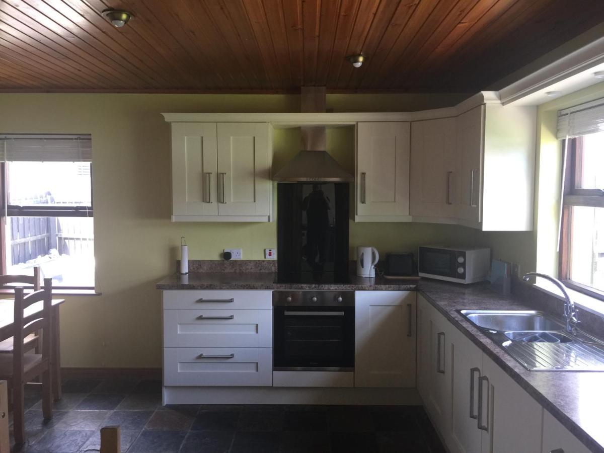 Holiday Home In Ballycastle - Fainne Na Cairde Kültér fotó