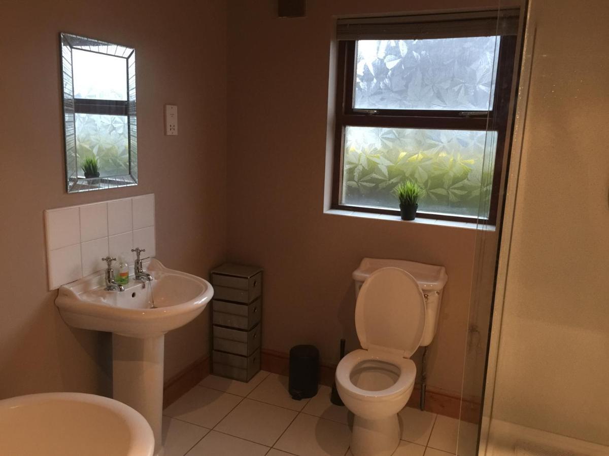 Holiday Home In Ballycastle - Fainne Na Cairde Kültér fotó