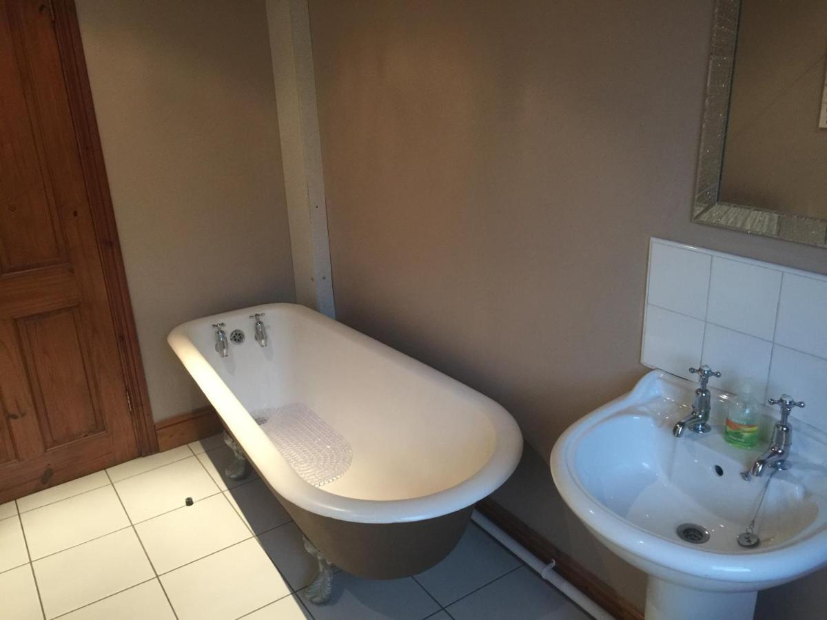 Holiday Home In Ballycastle - Fainne Na Cairde Kültér fotó