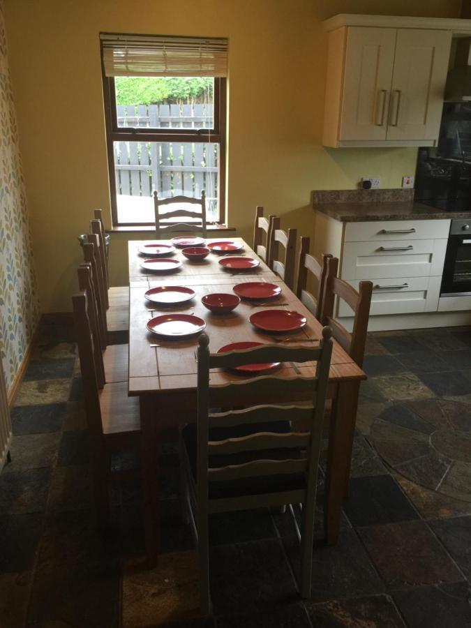 Holiday Home In Ballycastle - Fainne Na Cairde Kültér fotó