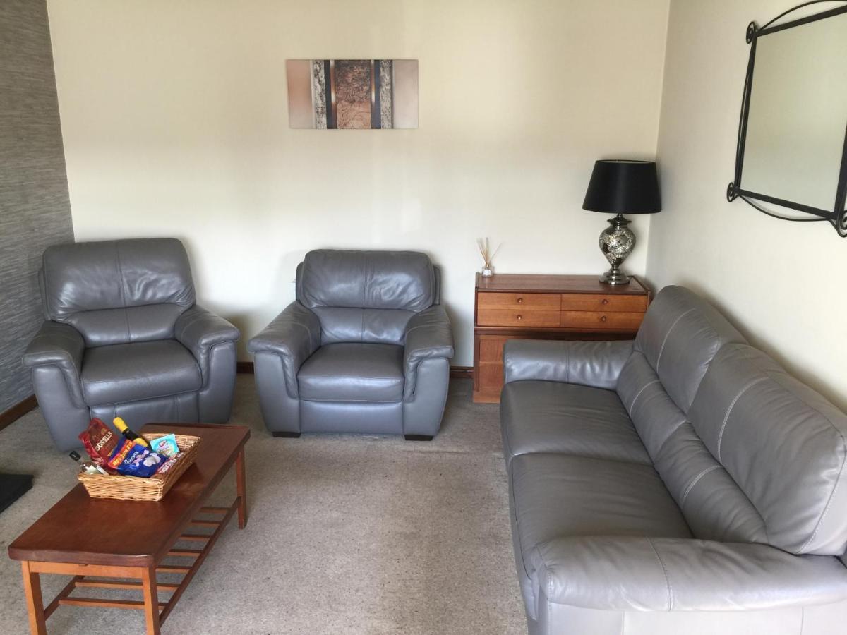 Holiday Home In Ballycastle - Fainne Na Cairde Kültér fotó