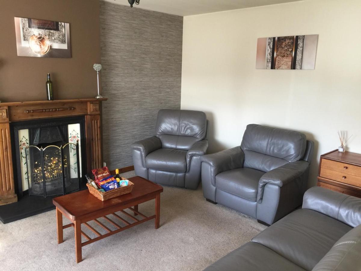 Holiday Home In Ballycastle - Fainne Na Cairde Kültér fotó